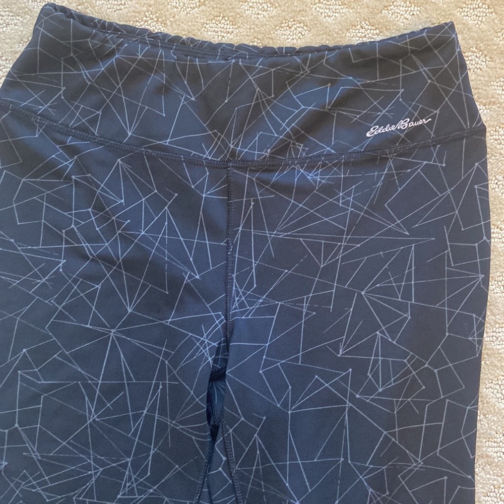 Eddie Bauer M Women's graphic Capri leggings Medium